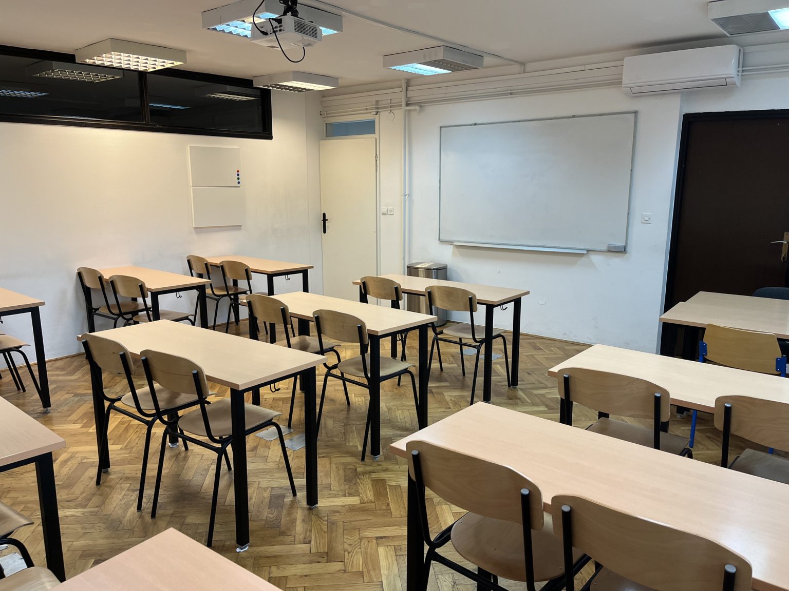 jedna-učionica-na-prvom-katu-Privatna-škola-Futura