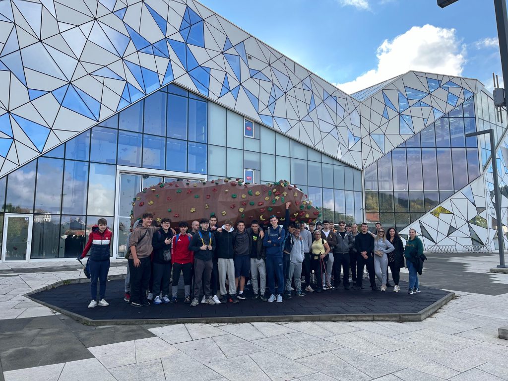 druga-grupa-uoči-jesenskog-uspona-na-sljeme-privatna-škola-futura