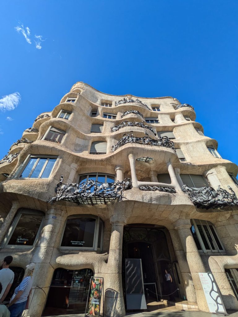 arhitektura-u-španjolskoj-na-maturalcu-privatna-škola-futura-2025