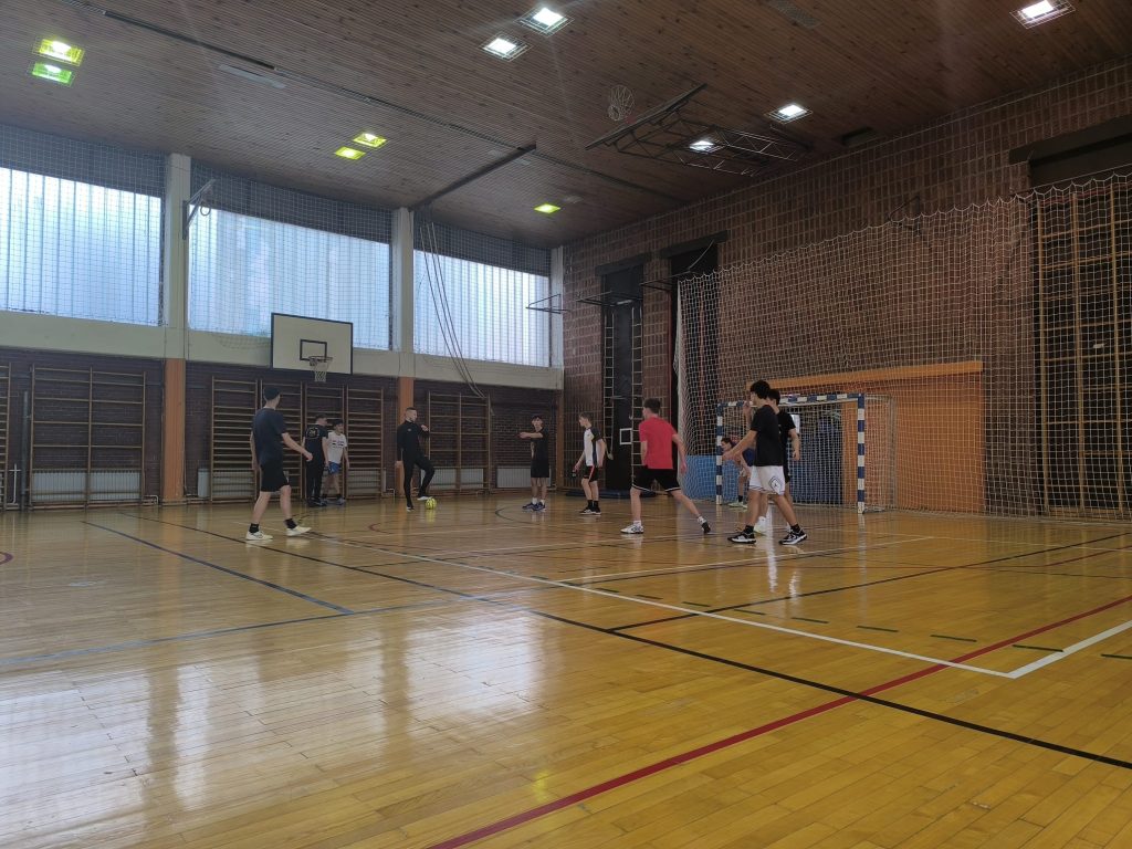 napeta-utakmica-2t-i-3t2-polufinale-dan-sporta-privatna-škola-futura